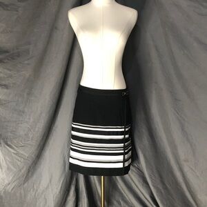 White House Black Market Black and White Pencil Skirt